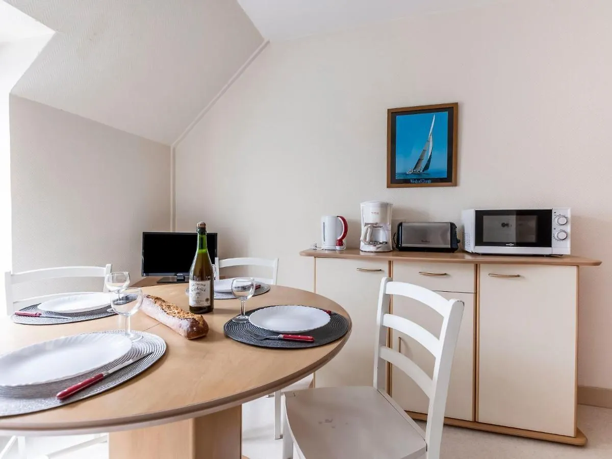 Apartment Le Petit Robinson-3 By Interhome La Richardais Francia